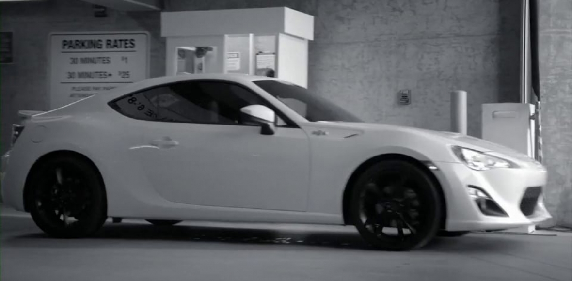 Scion FRS - Garage